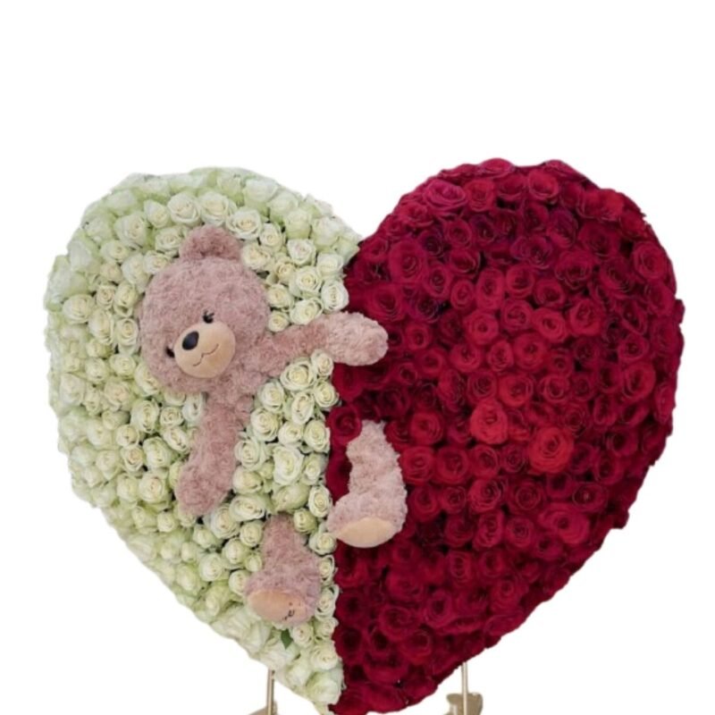 Corazón Bicolor con Oso – 200 Rosas (Edición Premium)